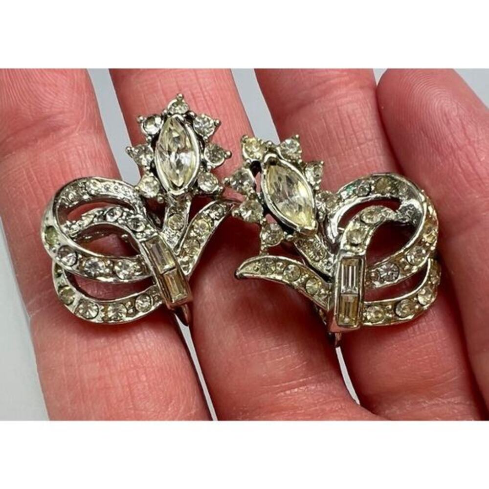 Vintage Coro Signed Clear Rhinestone Silver Tone Clip On Earrings